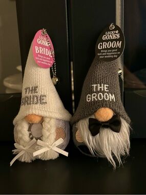 Lucky Gonk Bride and Groom Gnome Accessories